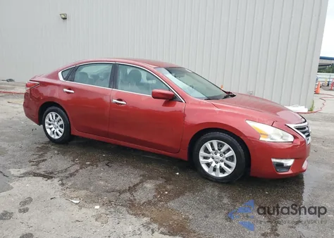2015 Nissan Altima 2.5 from USA, damaged, VIN 1N4AL3AP3FC177289